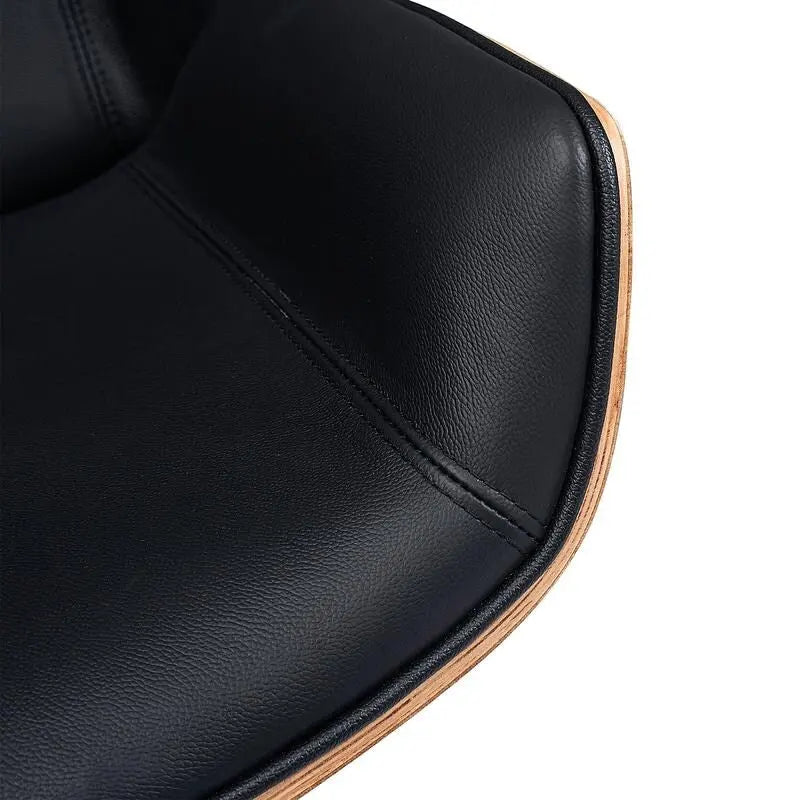 Chaise de bureau de direction haute en cuir noir avec accents en noyer