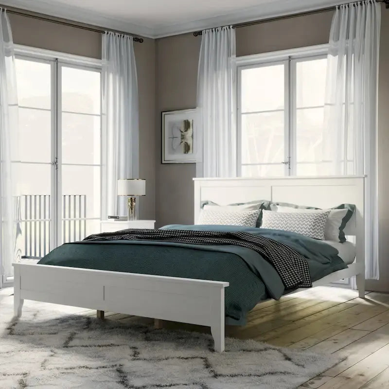 Modern Solid Wood Platform Bed with Natural and Exquisite Wear-resistant Finish
