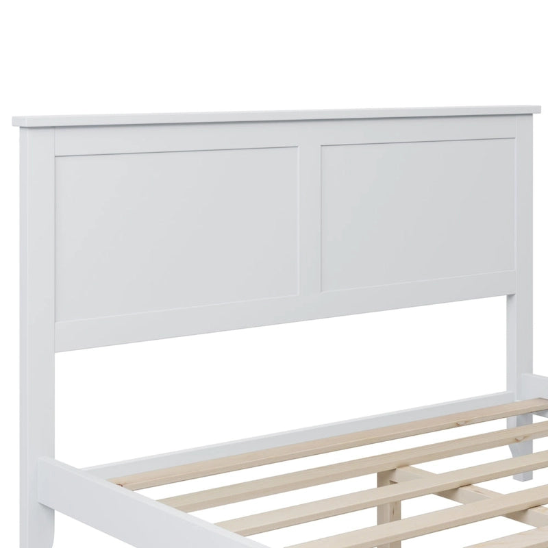 Lit plateforme en bois de pin blanc avec tête de lit et pieds effilés