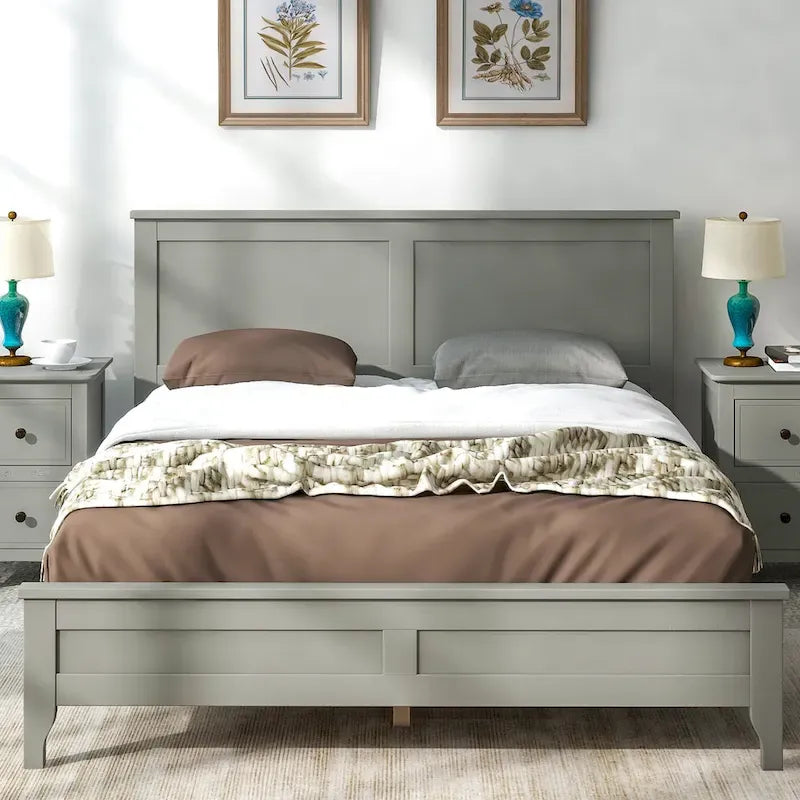 Lit plateforme en bois de pin blanc avec tête de lit et pieds effilés