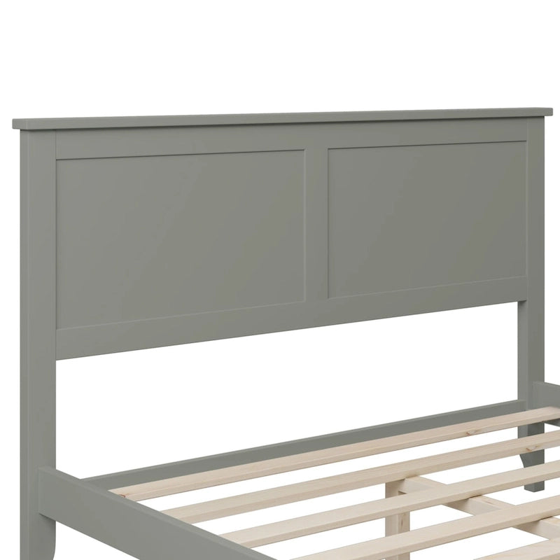 Lit plateforme en bois de pin blanc avec tête de lit et pieds effilés