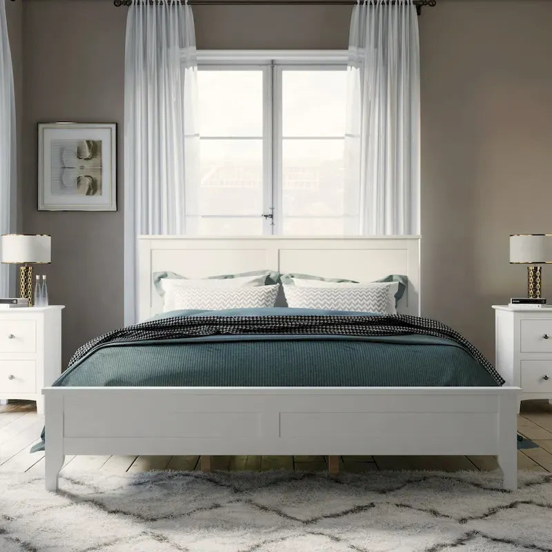 Lit plateforme double blanc en bois massif avec tête de lit élégante